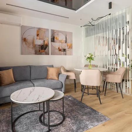 Native Wita Stwosza 20i4 Apartman